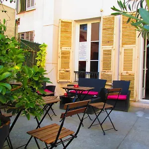 Le Pastoral Hostal